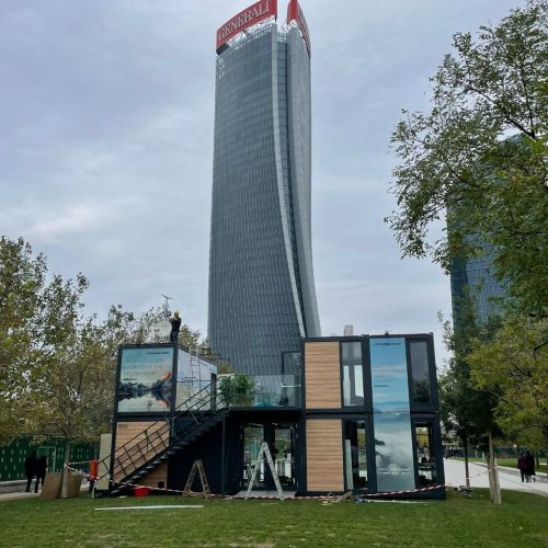 Lufthansa (Milano) - La struttura